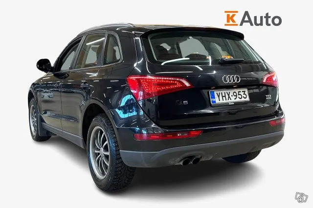 Audi Q5 2,0 TDI (DPF) quattro S tronic Business * Suomi-Auto / Moottorinlämmitin / Vetokoukku / Vakkari * Image 2